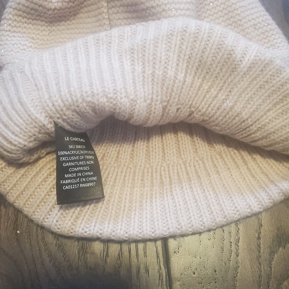 Le chateau toque/ knitted beanie hat with rhinestones - Picture 4 of 6